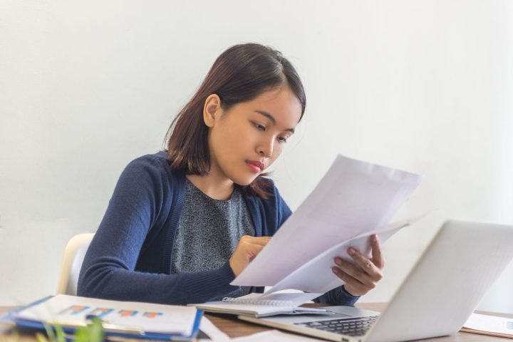 membaca data pkwt