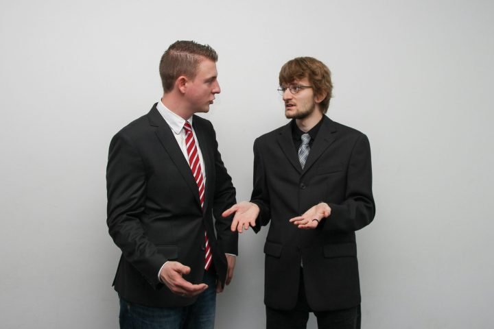 Gestur Tubuh yang Harus Dihindari Saat Interview