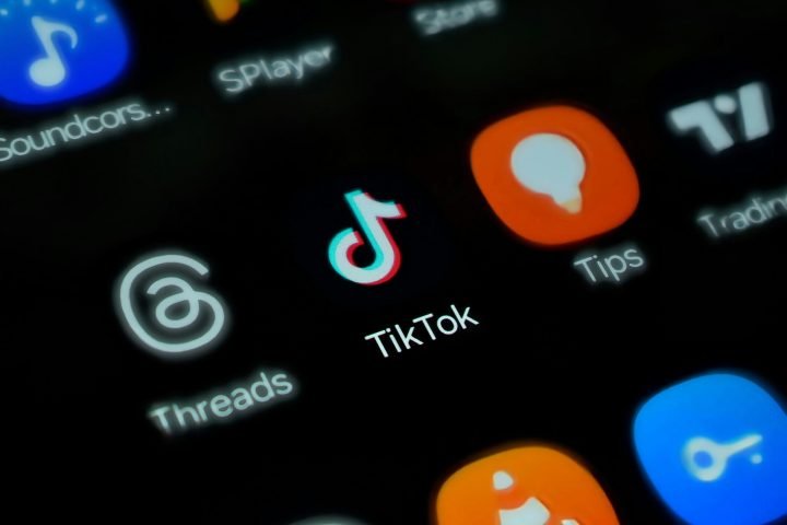 Bagaimana Menjadi Social Media Specialist Fokus TikTok